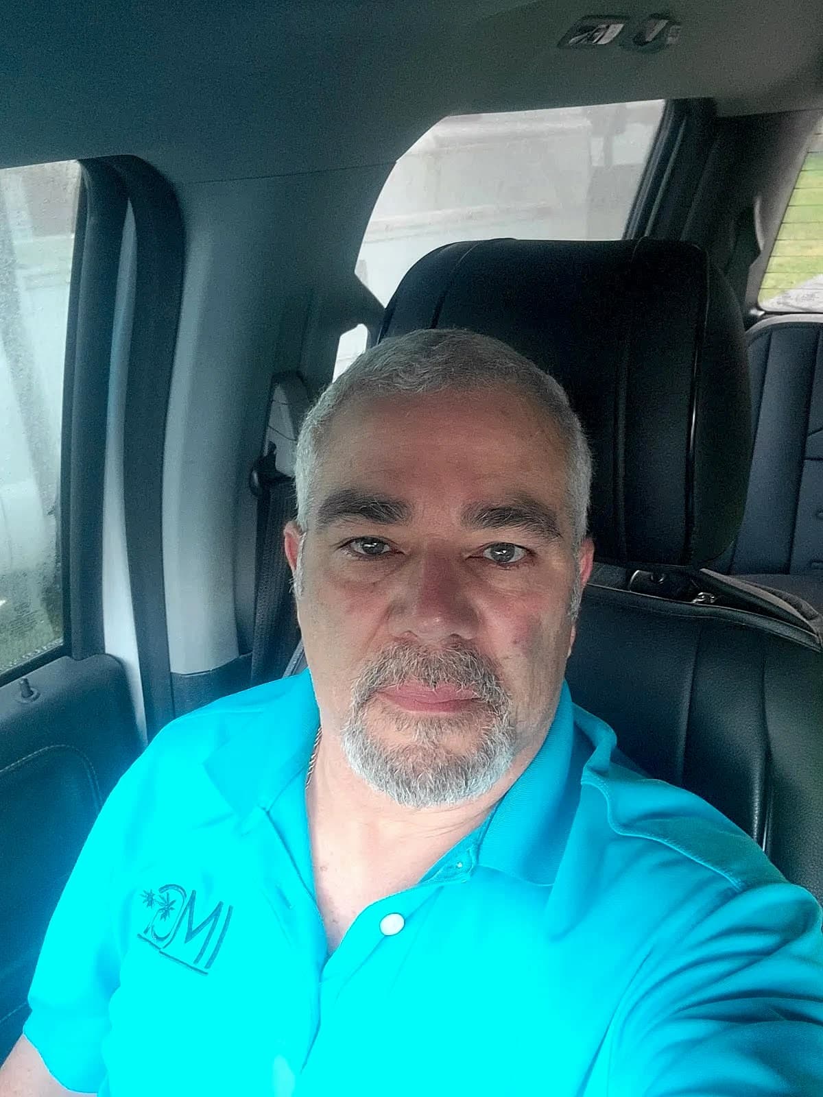 Avelino R., verified client